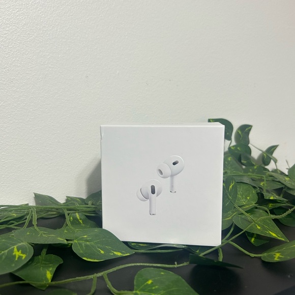 Brand new AirPods Pro 2nd Generation wireless charging case Shipping Free!